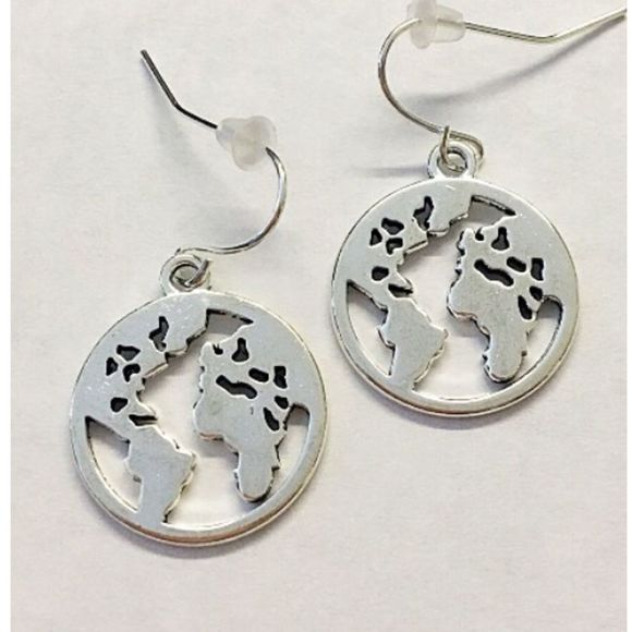 Round World Map Earrings - Picture 1 of 2